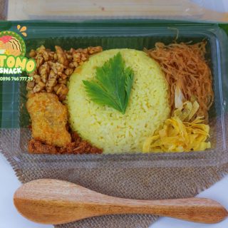 Nasi Kuning Besar